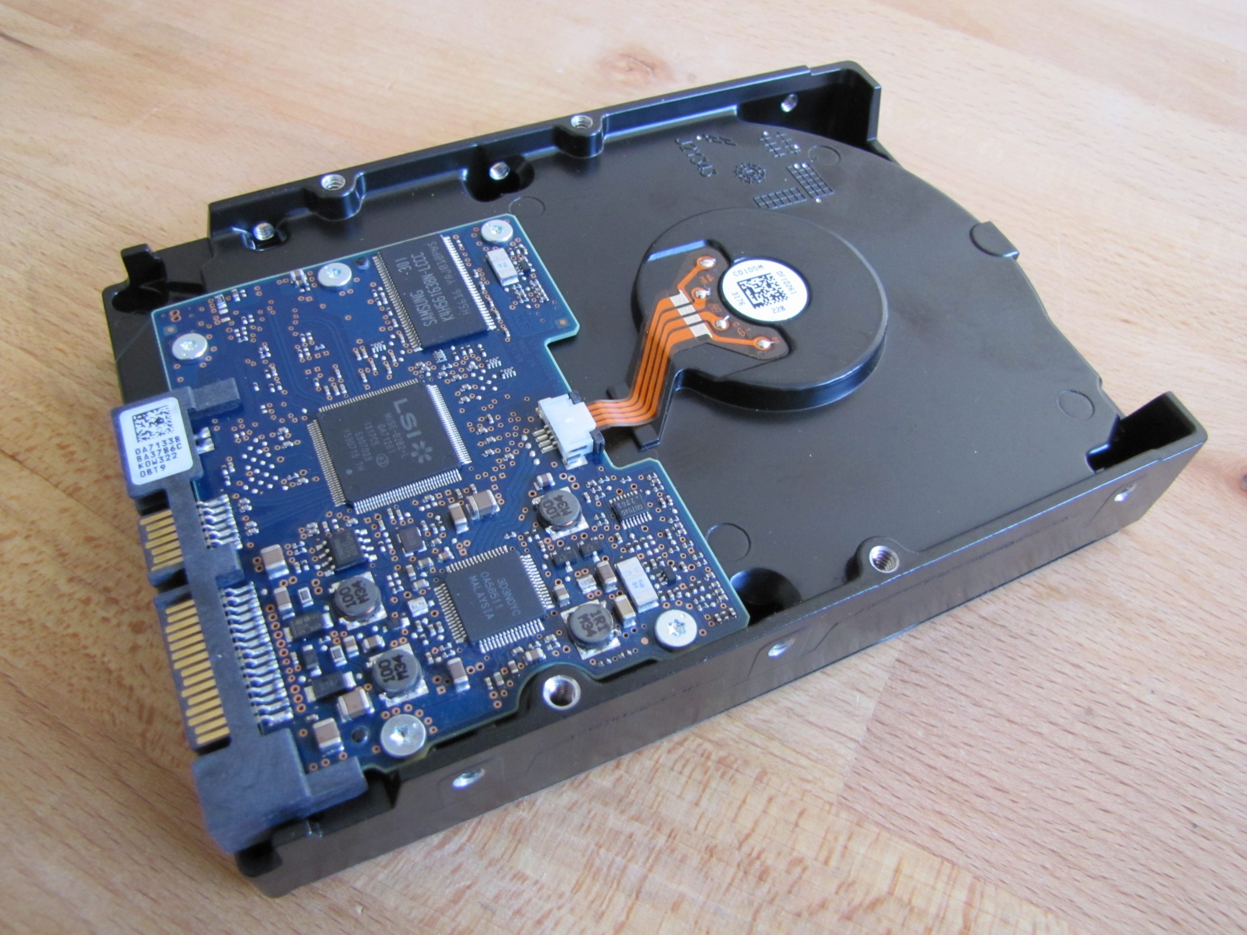 hgst7k1000.c-underside